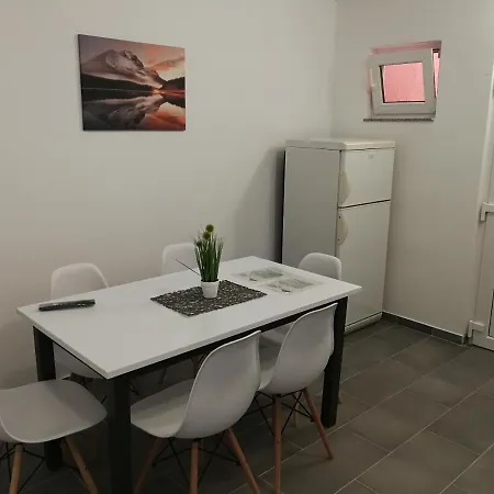 Apartament Konstruktivan Vir