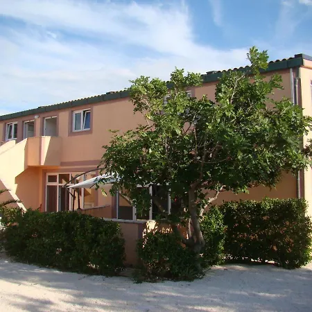 Apartament Konstruktivan Vir