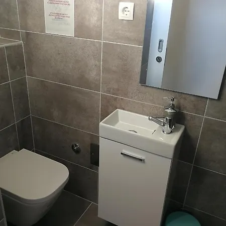 Apartament Konstruktivan Vir