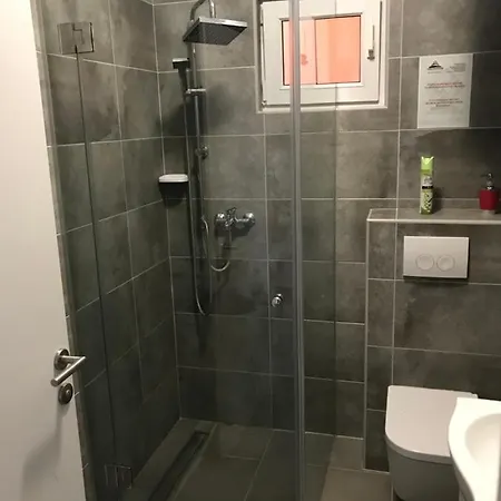Konstruktivan * Vir